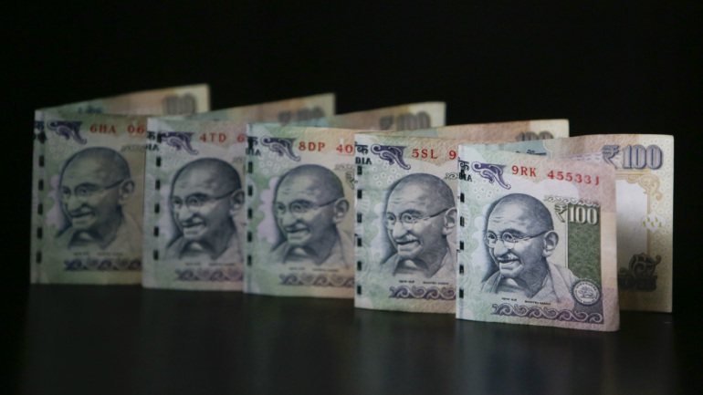 100 rupess Note