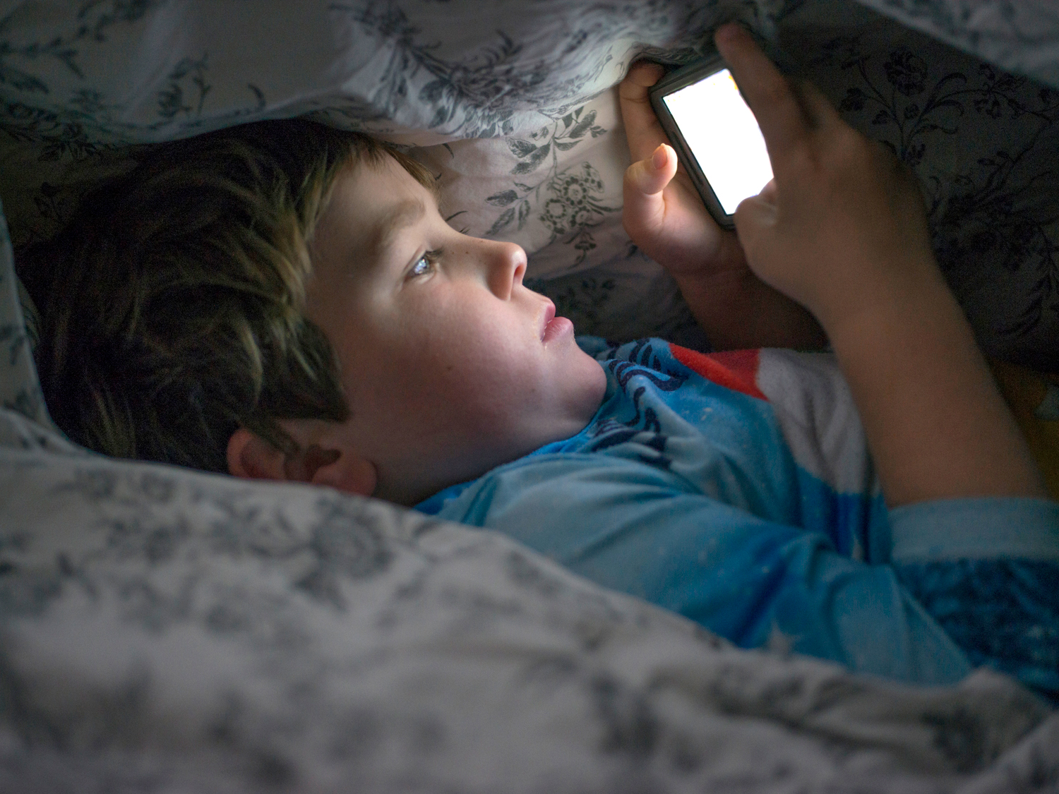 smartphone use of children