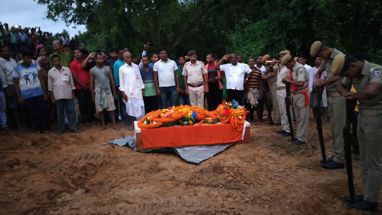 martyrs dead body