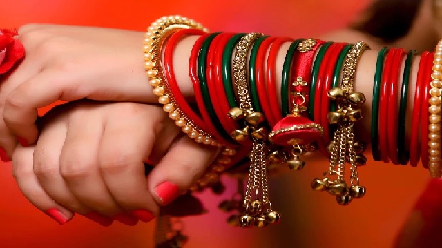 red bangles 